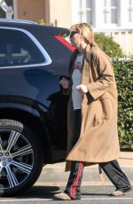 Pregnant JENNIFER LARENCE Out and About in Los Angeles 11/20/2024