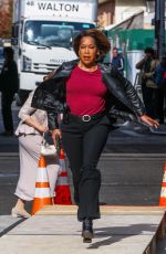 REGINA KING on the Set of Caught Stealing in Brooklyn 11/04/2024