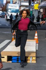 REGINA KING on the Set of Caught Stealing in Brooklyn 11/04/2024