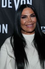 RENEE GRAZIANO at Devon Premiere at AMC Empire 25 in New York 11/08/2024