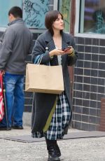 SCOUT WILLIS Browsing Vintage Shops in Manhattan 11/14/2024