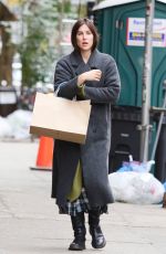 SCOUT WILLIS Browsing Vintage Shops in Manhattan 11/14/2024
