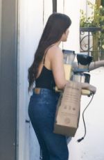 SCOUT WILLIS Leaves a Friend