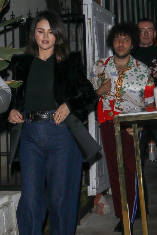 SELENA GOMEZ Leaves San Vicente Bungalows in West Hollywood 11/20/2024