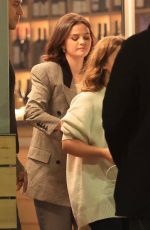 SELENA GOMEZ Out for Pizza in Beverly Hills 11/15/2024