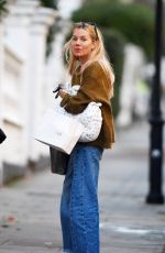 SIENNA MILLER Out and About in Notting Hill 11/28/2024