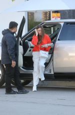 SOFIA VERGARA Arrives at Restoration Hardware in Beverly Hills 11/09/2024
