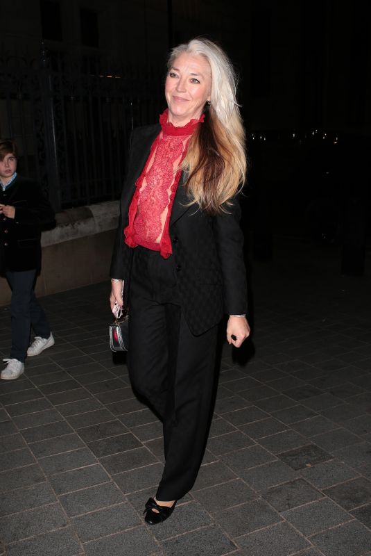 TAMARA BECKWITH Arrives at Zoe Law: Legends Photography Exhibition at National Portrait Gallery in London 11/28/2024
