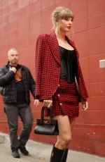TAYLOR SWIFT Arrives at Denver Broncos vs. Kansas City Chiefs Game at Arrowhead Stadium in Kansas City 11/10/2024