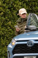 TEDDI MELLENCAMP Grabbing An Uber in Los Angeles 11/02/2024