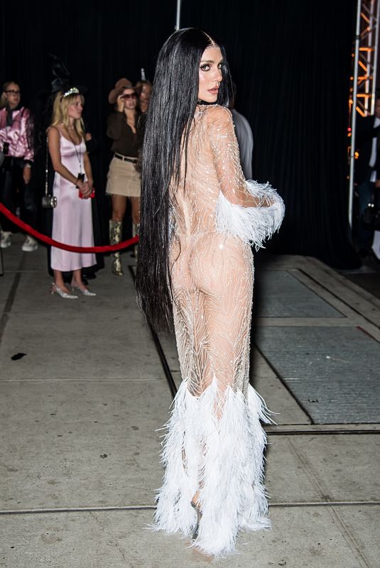 VALENTINA FERRER Arrives at Heidi Klum