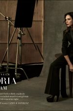 VICTORIA BECKHAM in Harper