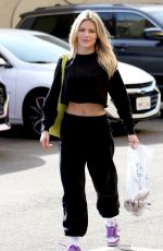 WITNEY CARSON Heading to DWTS Rehearsal in Los Angeles 11/06/2024