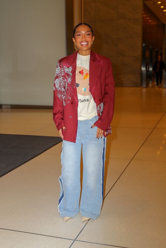 YARA SHAHIDI Arrives at SiriusXM Radio in New York 11/20/2024
