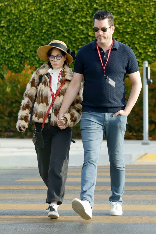 ZOOEY DESCHANEL and Johnathan Scott Out in Los Angeles 11/19/2024