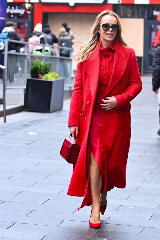 AMANDA HOLDEN Leaves Global Radio in London 12/11/2024