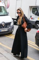 ANGELINA JOLIE Arrives on the Set of Stitches in Paris 12/10/2024
