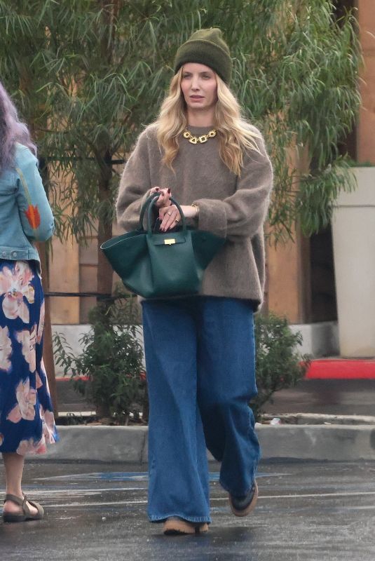 ANNABELLE WALLIS Stocks up at Lazy Acres on Christmas Eve in Los Feliz 12/24/2024