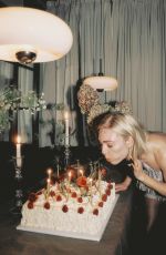 ANNSOPHIA ROBB - Birthday Photoshoot, December 2024