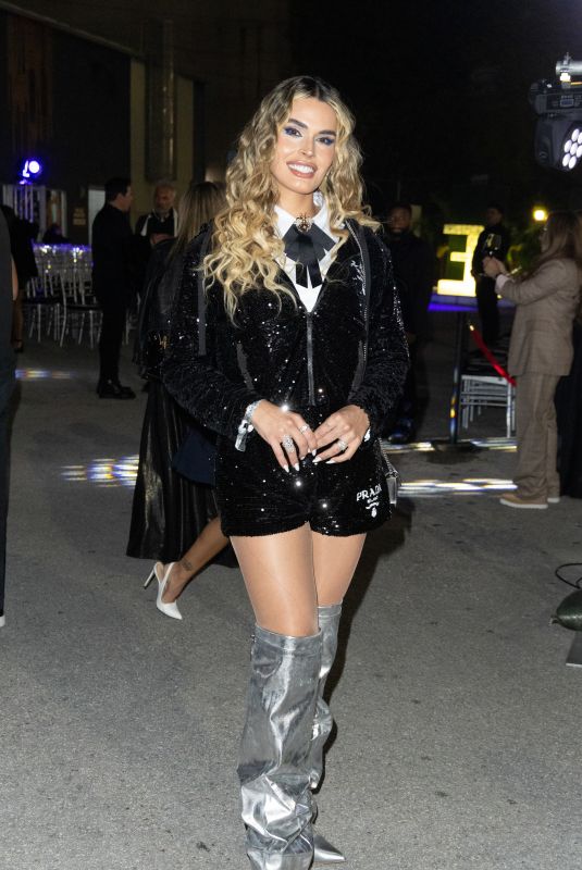 ASHLYN PIA at Fashion & Art Miami Art Basel Week Event in Miami 12/04/2024