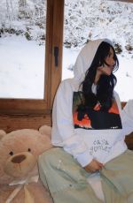 BECKY G for Encuentras Merch 2024