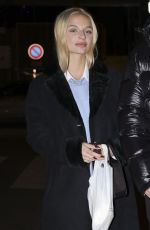 BERTA GALLARDO Takes a Romantic Stroll After a Dinner Date in Paris 12/26/2024