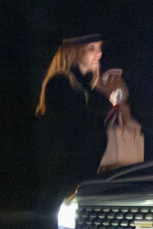 BRITNEY SPEARSA Returns to California 12/19/2024
