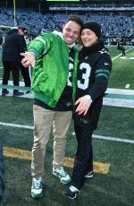 CHLOE MORETZ at NFL Game Between New York Jets and Seattle Seahawks in East Rutherford 12/01/2024
