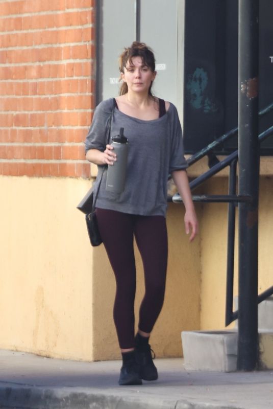 ELIZABETH OLSEN Leaves a Gym in Los Angeles 12/04/2024