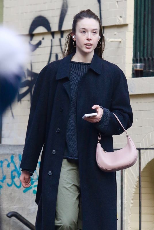 ELLA BEATTY Goes Make-up Free in New York 12/09/2024