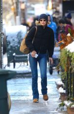 GIGI HADID Leaves Bradley Cooper