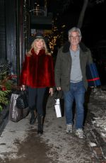 GOLDIE HAWN and Kurt Russell Out Shopping in Aspen 12/22/2024