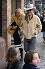 GOLDIE HAWN and Kurt Russell Out Shopping in Aspen 12/26/2024