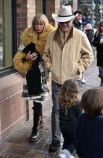 GOLDIE HAWN and Kurt Russell Out Shopping in Aspen 12/26/2024