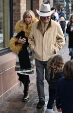 GOLDIE HAWN and Kurt Russell Out Shopping in Aspen 12/26/2024