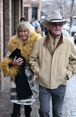 GOLDIE HAWN and Kurt Russell Out Shopping in Aspen 12/26/2024