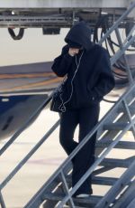 HAILE STEINFELD Arrives Back in Los Angeles 12/14/2024