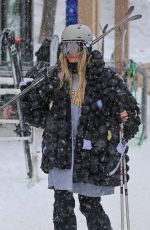 HEIDI KLUM Enjoys a Family Skiing Adventure in Aspen 12/26/2024