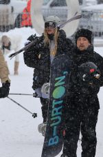 HEIDI KLUM Enjoys a Family Skiing Adventure in Aspen 12/26/2024