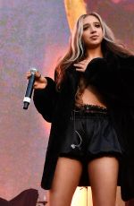 ISABEL LAROSA Performs at 2024 iHeartRadio Q102