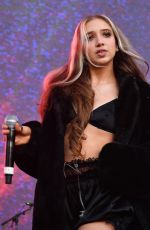 ISABEL LAROSA Performs at 2024 iHeartRadio Q102