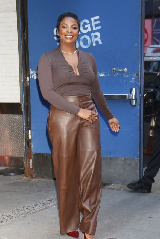JANELLE JAMES Arrives at Good Morning America in New York 12/02/2024