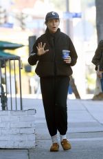 JENNIFER GARNER Out for Coffee with a Friend in Los Angeles 12/01/2024