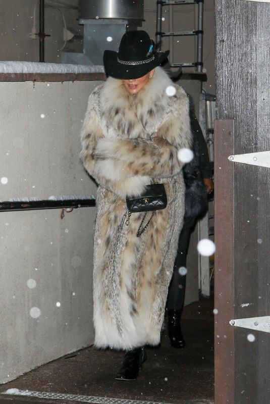 JENNIFER LOPEZ Arrives at Chainsmokers Concert in Aspen 12/27/2024