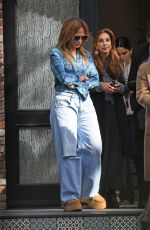 JENNIFER LOPEZ Goes House Hunting in Brentwood and Beverly Hills 12/06/2024
