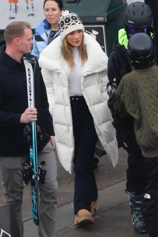 JENNIFER LOPEZ Out and About in Aspen 12/28/2024