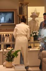 JENNIFER LOPEZ Shopping at Brunello Cucineli in Los Angeles 12/21/2024