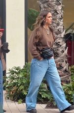 JESSICA ALBA Out Shopping with Friends in Los Angeles 12/04/2024