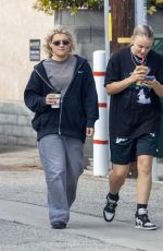 JOJO SIWA and KATH EBBS Assist a Elderly Woman after Car Accident during Coffee Outing 12/13/2024