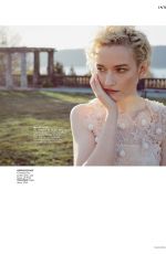 JULIA GARNER in Marie Claire Australia, January 2025